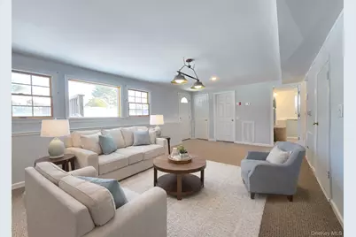 165 Edgewater Avenue, Bayport, NY 11705 - Photo 9