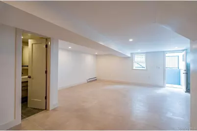 982 E 106th Street, Brooklyn, NY 11236 - Photo 35