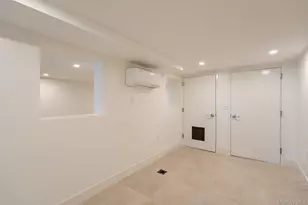 982 E 106th St, Brooklyn, NY 11236 - Photo 37