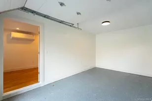 982 E 106th St, Brooklyn, NY 11236 - Photo 31