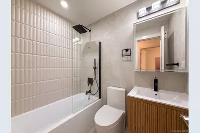 982 E 106th Street, Brooklyn, NY 11236 - Photo 25