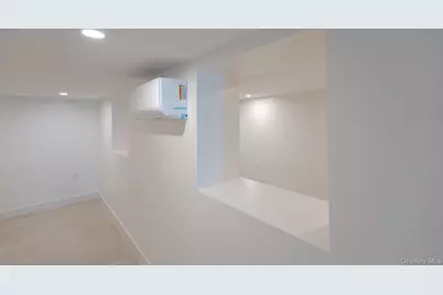 982 E 106th Street, Brooklyn, NY 11236 - Photo 13