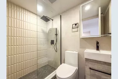 982 E 106th Street, Brooklyn, NY 11236 - Photo 5