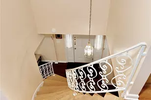 277 Saddle River Rd, Airmont, NY 10952 - Photo 17