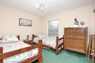 277 Saddle River Rd, Airmont, NY 10952 - Photo 23