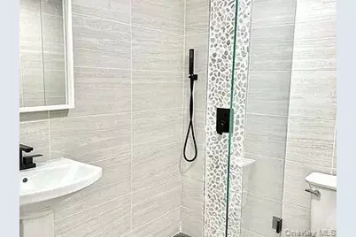 13222 41st Road #501, Flushing, NY 11355 - Photo 9