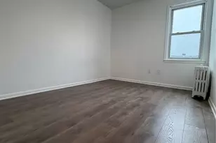 122-15 11th Ave, College Point, NY 11356 - Photo 7