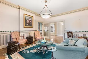 52 Marvin Ln, Islip, NY 11751 - Photo 5