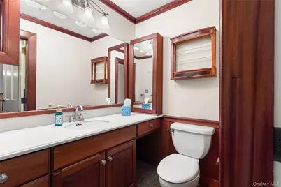 52 Marvin Lane, Islip, NY 11751 - Photo 19