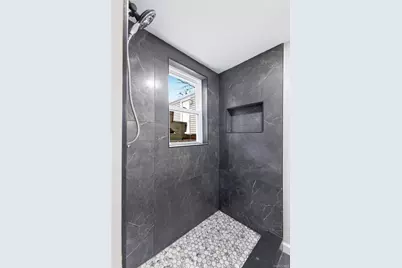 633 7th Street, West Babylon, NY 11704 - Photo 21