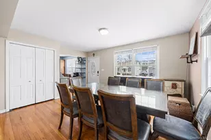 7 Cambridge Ave, Bethpage, NY 11714 - Photo 9