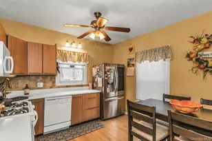 16 Altamont Ave, Sea Cliff, NY 11579 - Photo 7