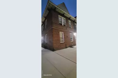 23801 Braddock Avenue #2nd floor, Bellerose, NY 11426 - Photo 7