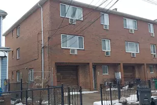 541 Edison Ave, Bronx, NY 10465 - Photo 1