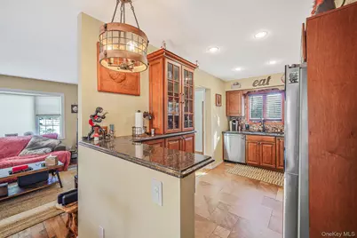 6 Hillside Road, Sound Beach, NY 11789 - Photo 11