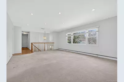 8 Hampton Road, Airmont, NY 10901 - Photo 13