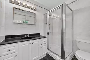 8 Hampton Rd, Airmont, NY 10901 - Photo 25