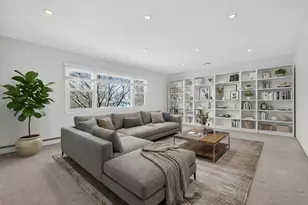 8 Hampton Rd, Airmont, NY 10901 - Photo 11