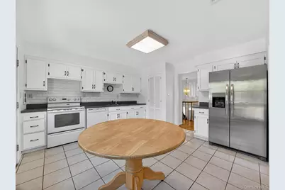 8 Hampton Road, Airmont, NY 10901 - Photo 19