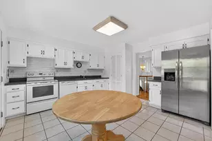 8 Hampton Rd, Airmont, NY 10901 - Photo 19