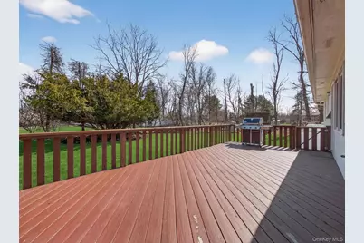 8 Hampton Road, Airmont, NY 10901 - Photo 37