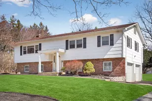 8 Hampton Rd, Airmont, NY 10901 - Photo 5