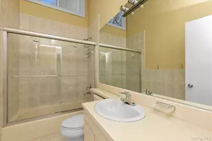 16 Serein Ct, Syosset, NY 11791 - Photo 19