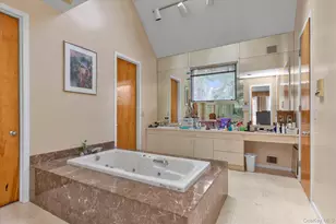 16 Serein Ct, Syosset, NY 11791 - Photo 13