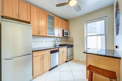 110-55 72 Road #601, Forest Hills, NY 11375 - Photo 5