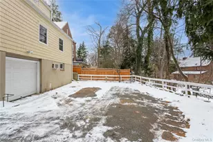 9 Holland Pl, Hartsdale, NY 10530 - Photo 21