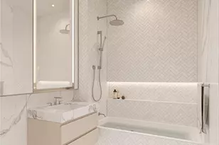 25-08 43rd Ave, Long Island City, NY 11101 - Photo 9