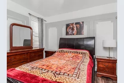 1330 Croes Avenue, Bronx, NY 10472 - Photo 9