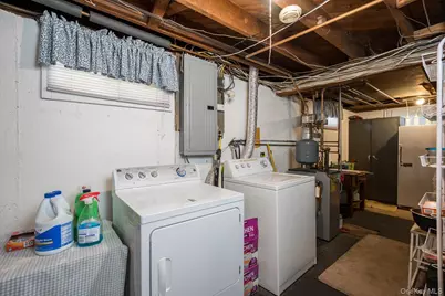 31 Walnut Avenue, Farmingdale, NY 11735 - Photo 25