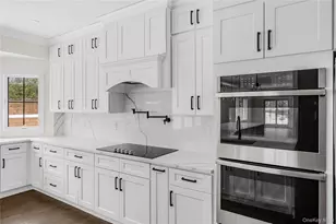 120 Peninsula Dr, Port Jefferson, NY 11777 - Photo 17