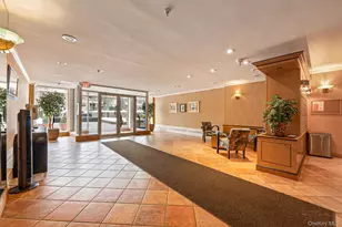 25 Park Pl, Great Neck, NY 11021 - Photo 15