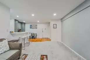 25 Park Pl, Great Neck, NY 11021 - Photo 5