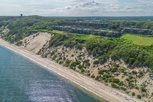 312 Fox Hill Dr, Calverton, NY 11933 - Photo 25