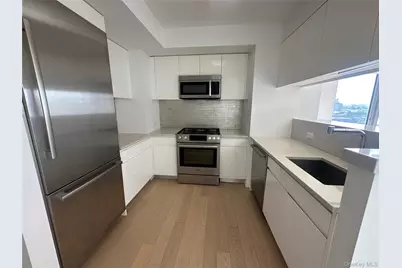 138-35 39th Avenue #7G, Flushing, NY 11354 - Photo 9