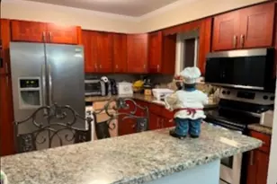 82 Clark St, West Babylon, NY 11704 - Photo 3