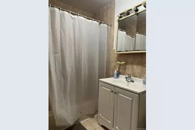 60-59 69th Street, Maspeth, NY 11378 - Photo 17