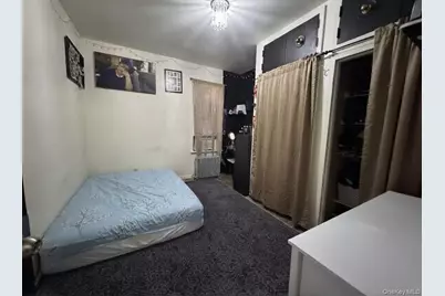 60-59 69th Street, Maspeth, NY 11378 - Photo 15