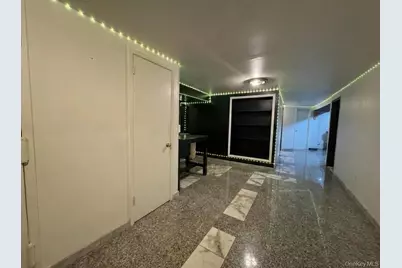 60-59 69th Street, Maspeth, NY 11378 - Photo 19