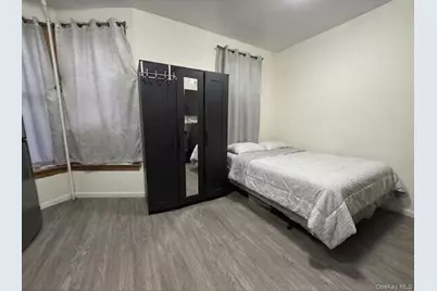 60-59 69th Street, Maspeth, NY 11378 - Photo 9