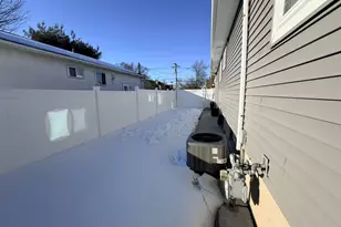 2002 City Ave, Merrick, NY 11566 - Photo 27