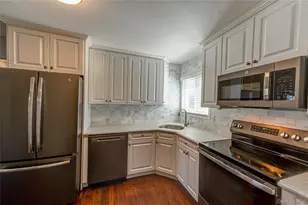 2002 City Ave, Merrick, NY 11566 - Photo 15