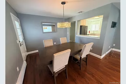 2002 City Avenue, Merrick, NY 11566 - Photo 5