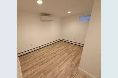 2002 City Avenue, Merrick, NY 11566 - Photo 21