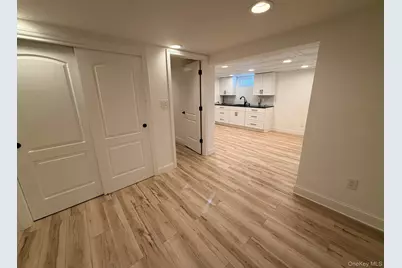 2002 City Avenue, Merrick, NY 11566 - Photo 17