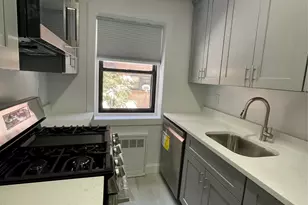 118-60 Metropolitan Ave, Kew Gardens, NY 11415 - Photo 15