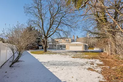 467 Hempstead Avenue, Rockville Centre, NY 11570 - Photo 31